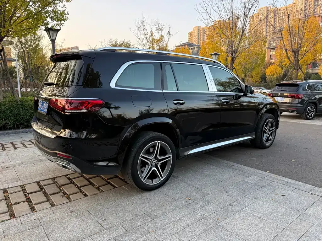 Mercedes-Benz GLS — фото 6