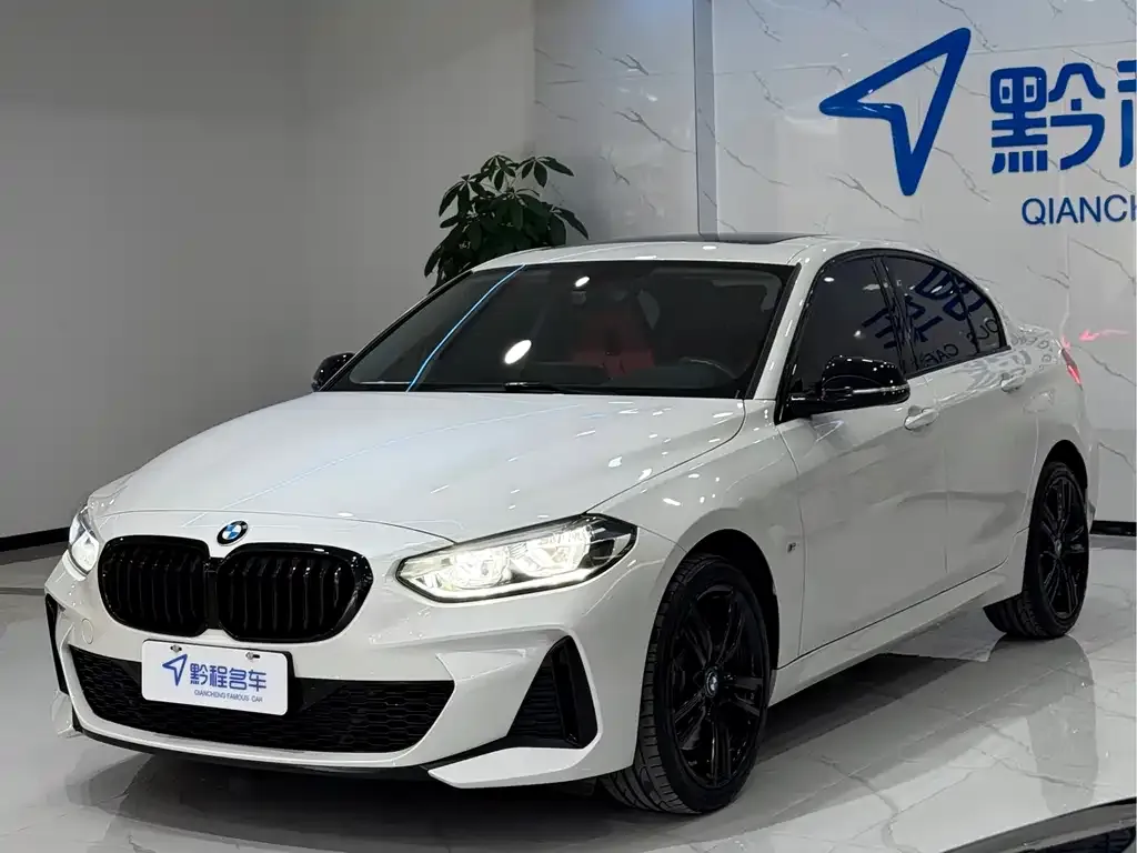 BMW 1 Series — фото 1