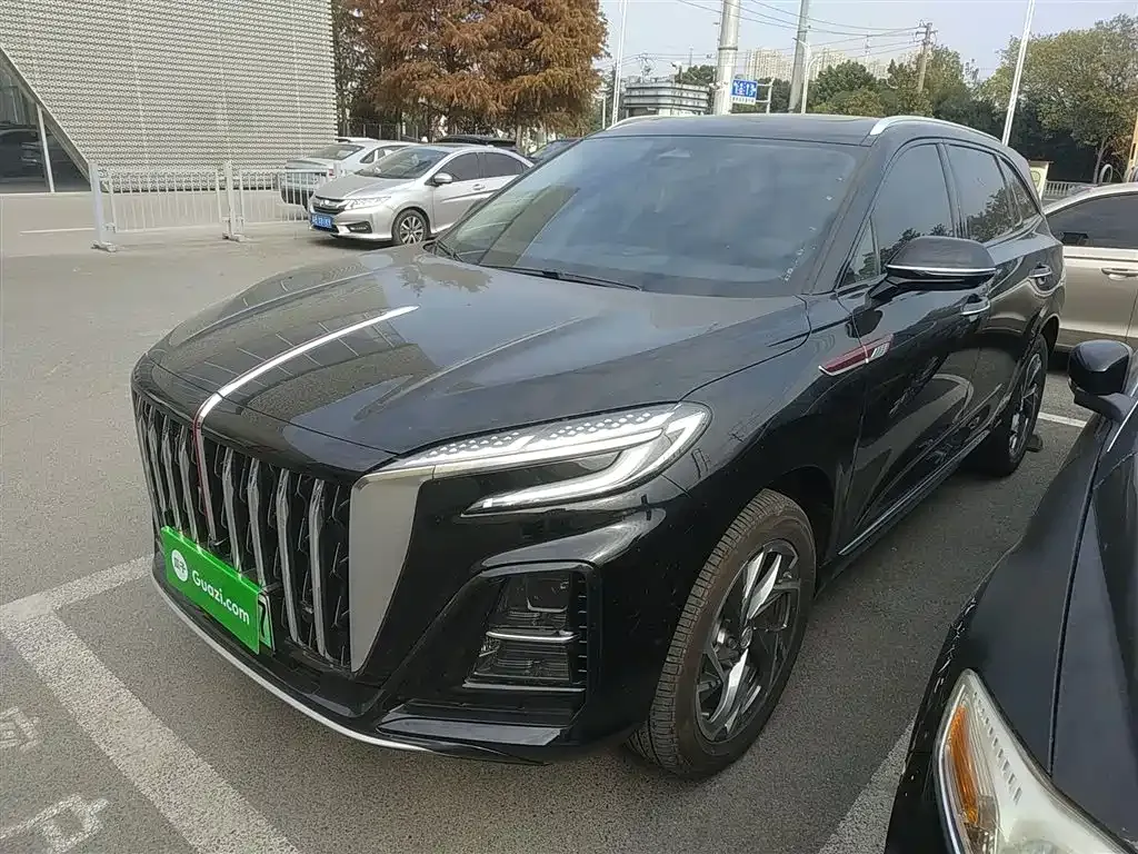 Hongqi HS3 PHEV — фото 2