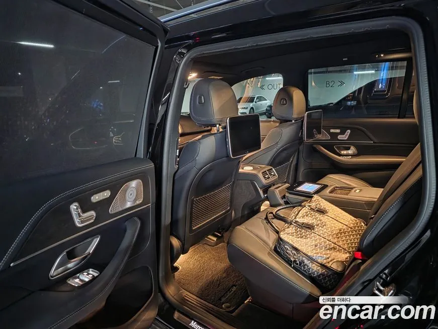 Mercedes-Benz GLS-Class — фото 6