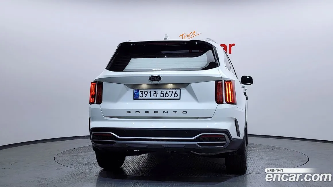 Kia Sorento — фото 4