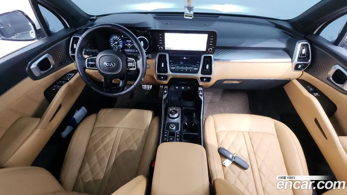Kia Sorento — фото 7