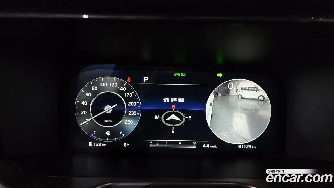 Kia Sorento — фото 8