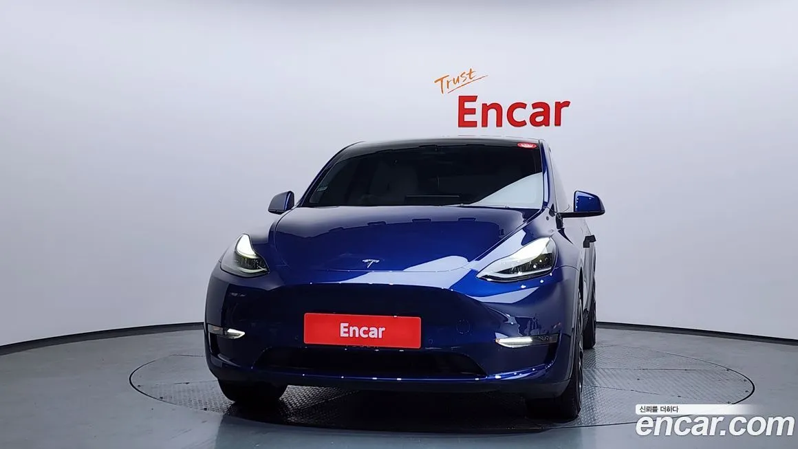 Tesla Model Y — фото 3