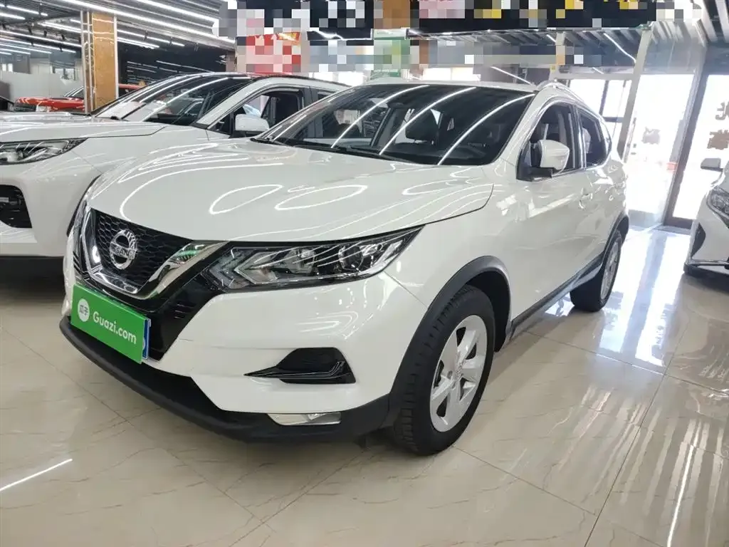 Nissan Qashqai — фото 2