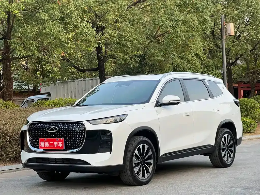 Chery Tiggo 8 PLUS — фото 1