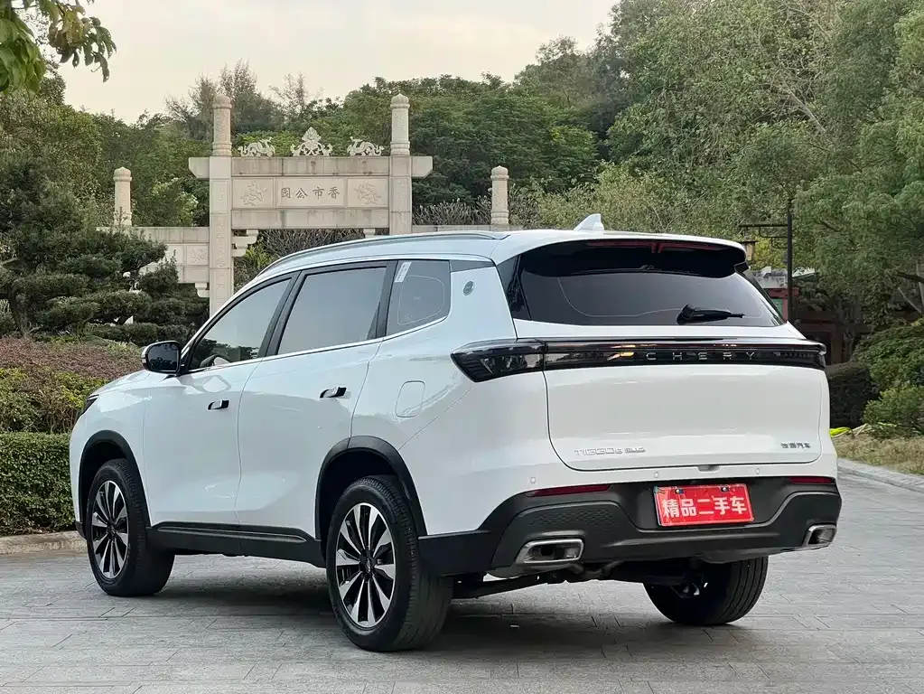 Chery Tiggo 8 PLUS — фото 8