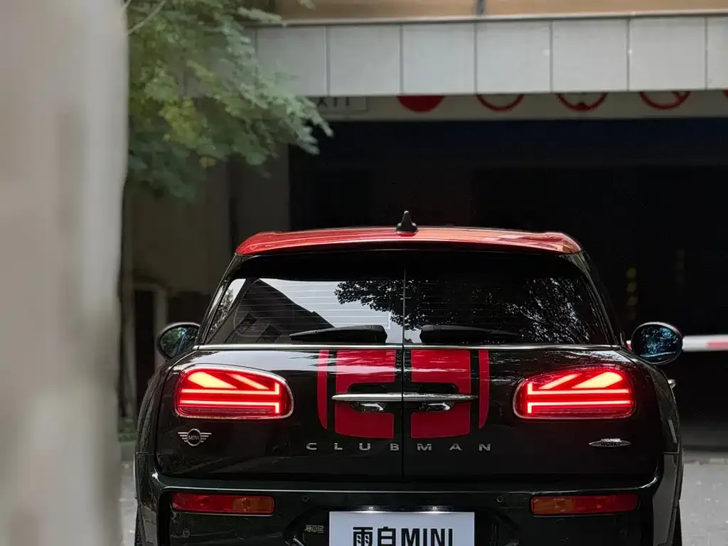 MINI Clubman JCW — фото 4