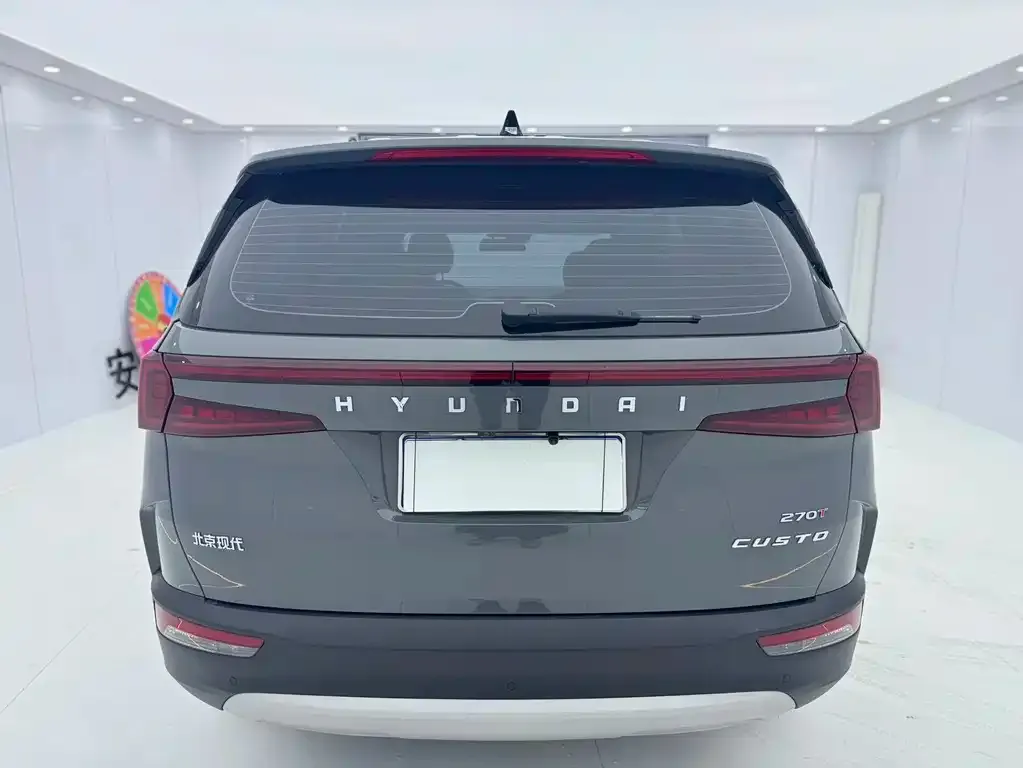 Hyundai Custo — фото 8
