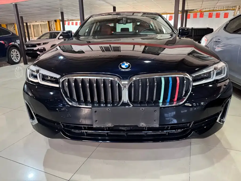 BMW 5 Series — фото 2