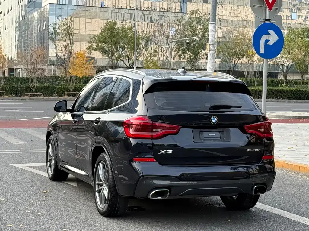 BMW X3 — фото 5
