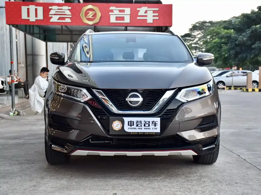 Nissan Qashqai — фото 2