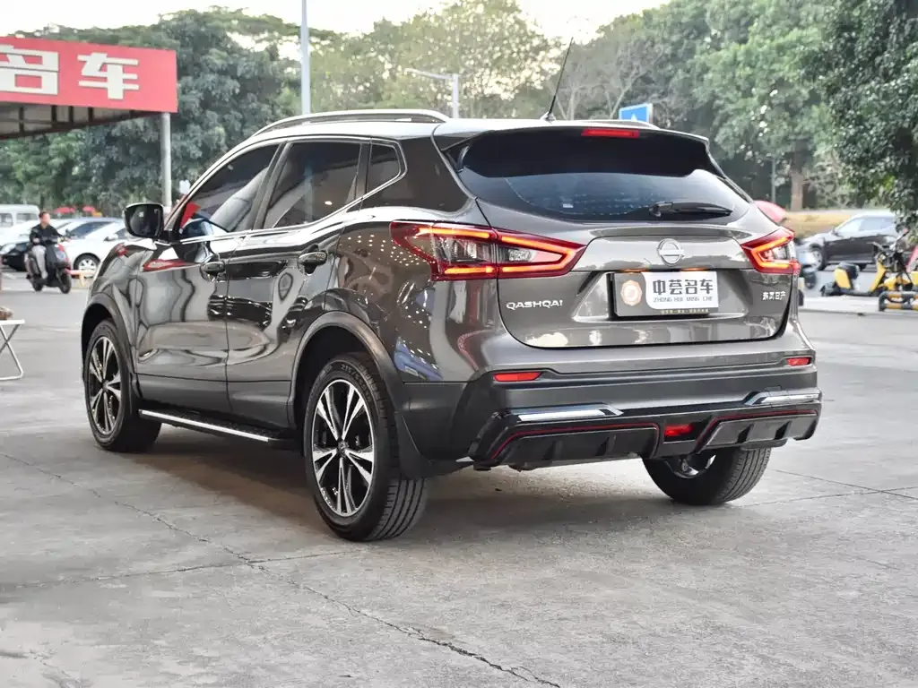 Nissan Qashqai — фото 5