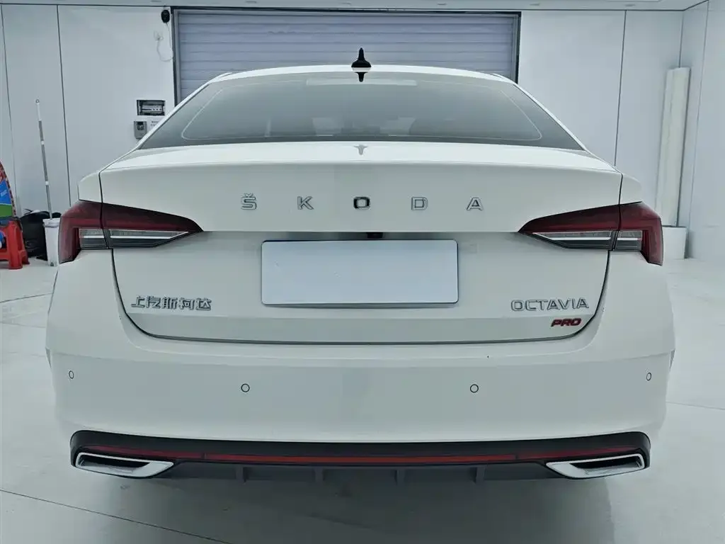 Skoda Octavia — фото 5