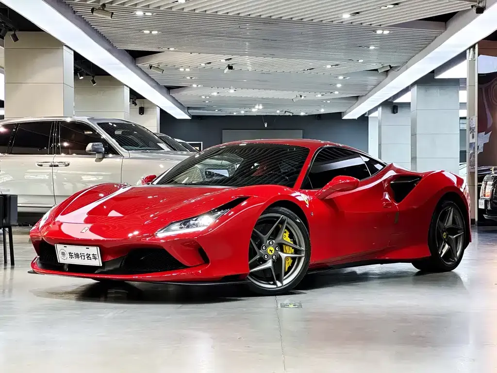 Ferrari F8 — фото 1