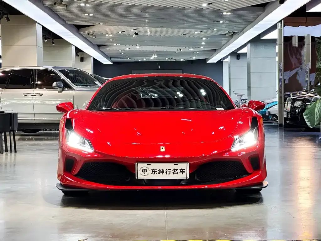 Ferrari F8 — фото 2