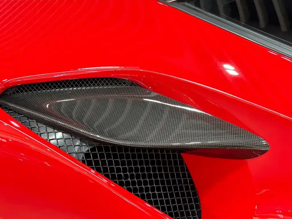 Ferrari F8 — фото 6