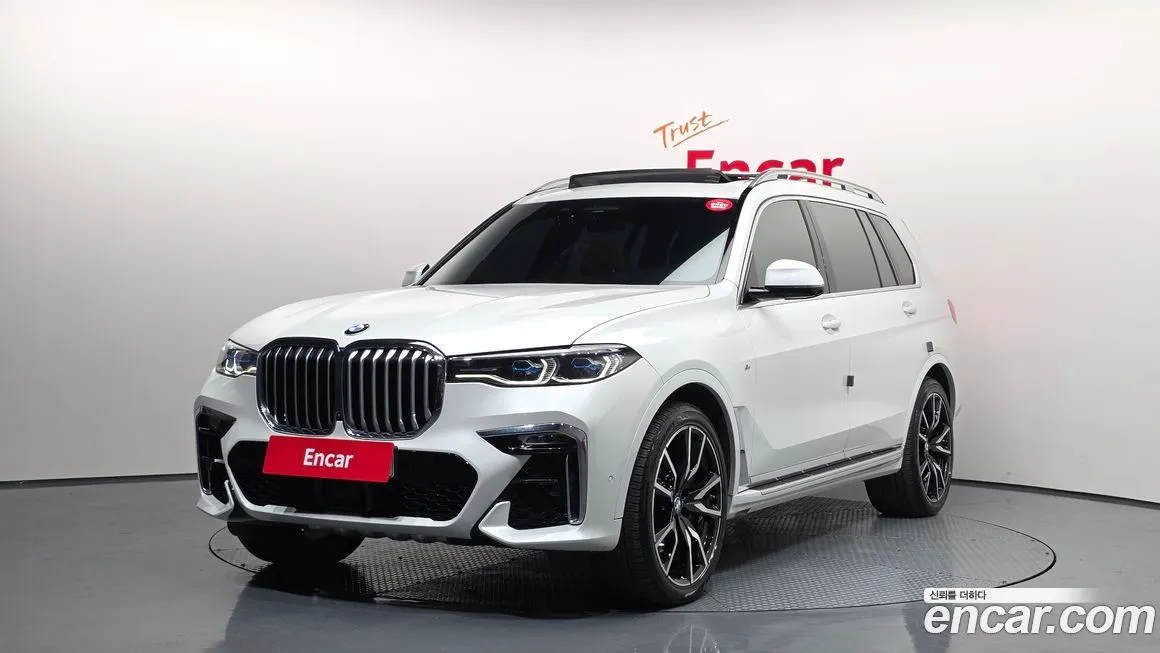 BMW X7 — фото 1