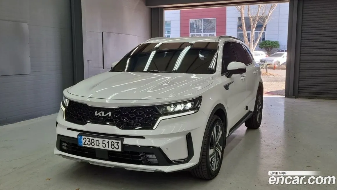 Kia Sorento — фото 1