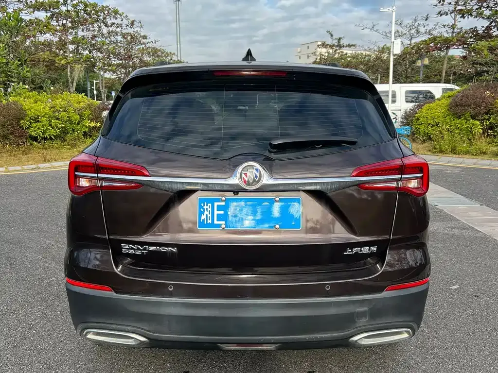 Buick Envision Plus — фото 4