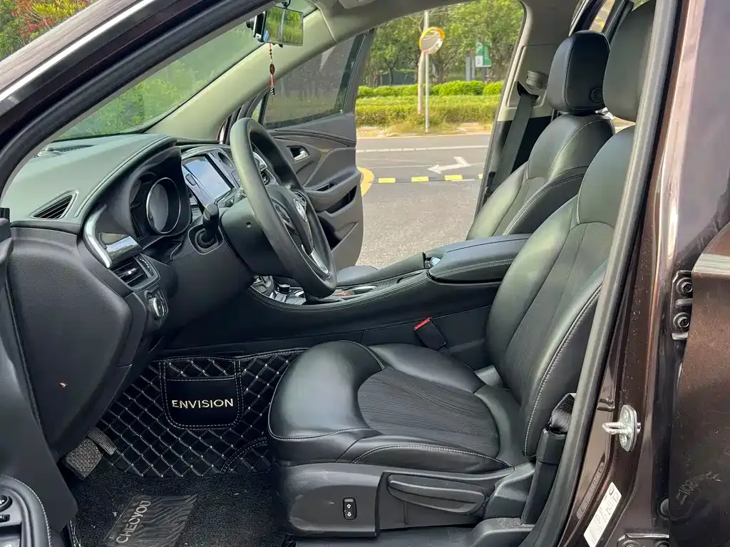 Buick Envision Plus — фото 9
