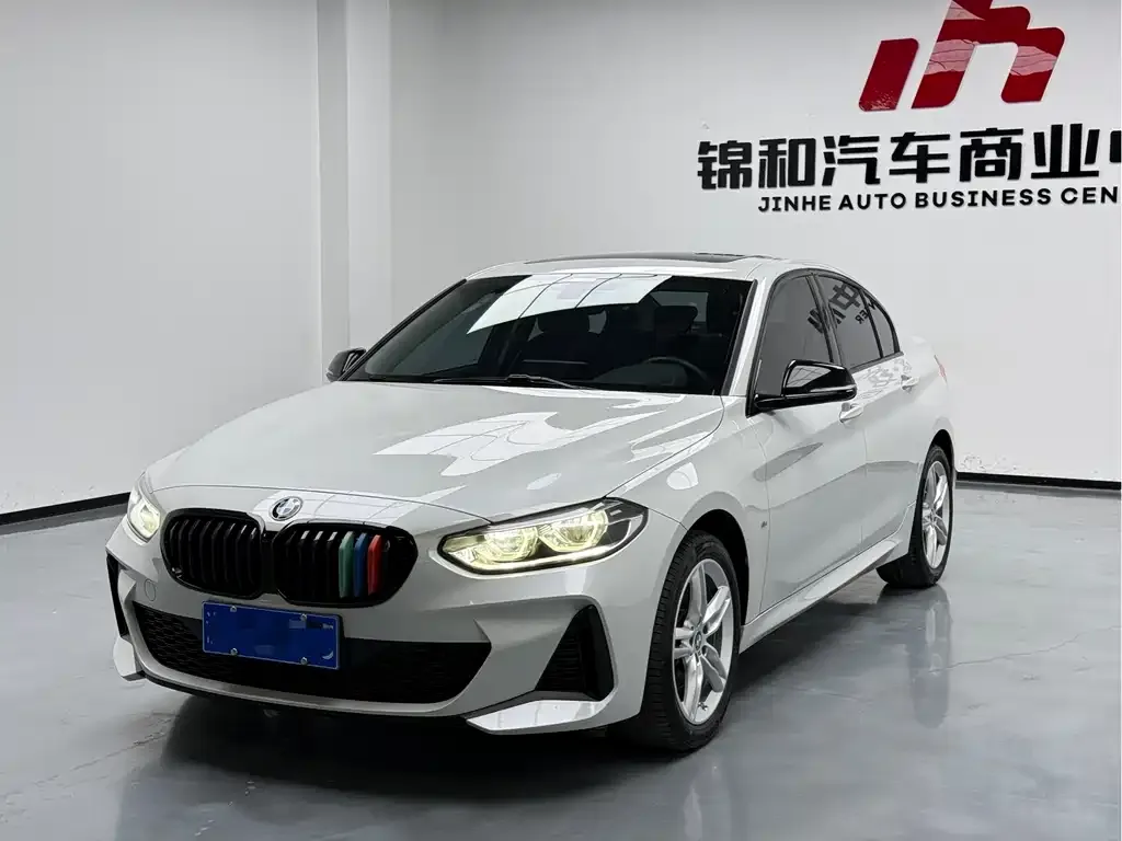 BMW 1 Series — фото 1