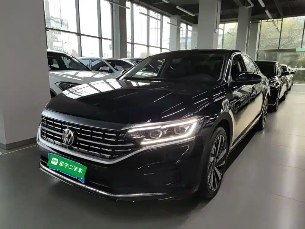 Volkswagen Passat — фото 2