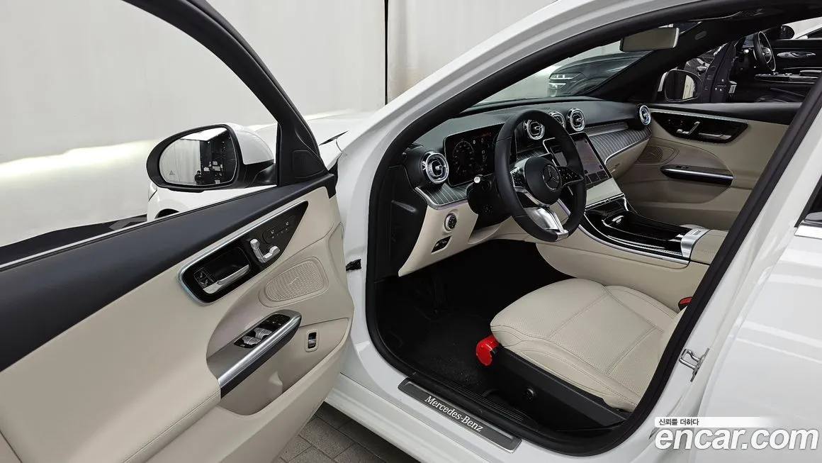 Mercedes-Benz C-Class — фото 10