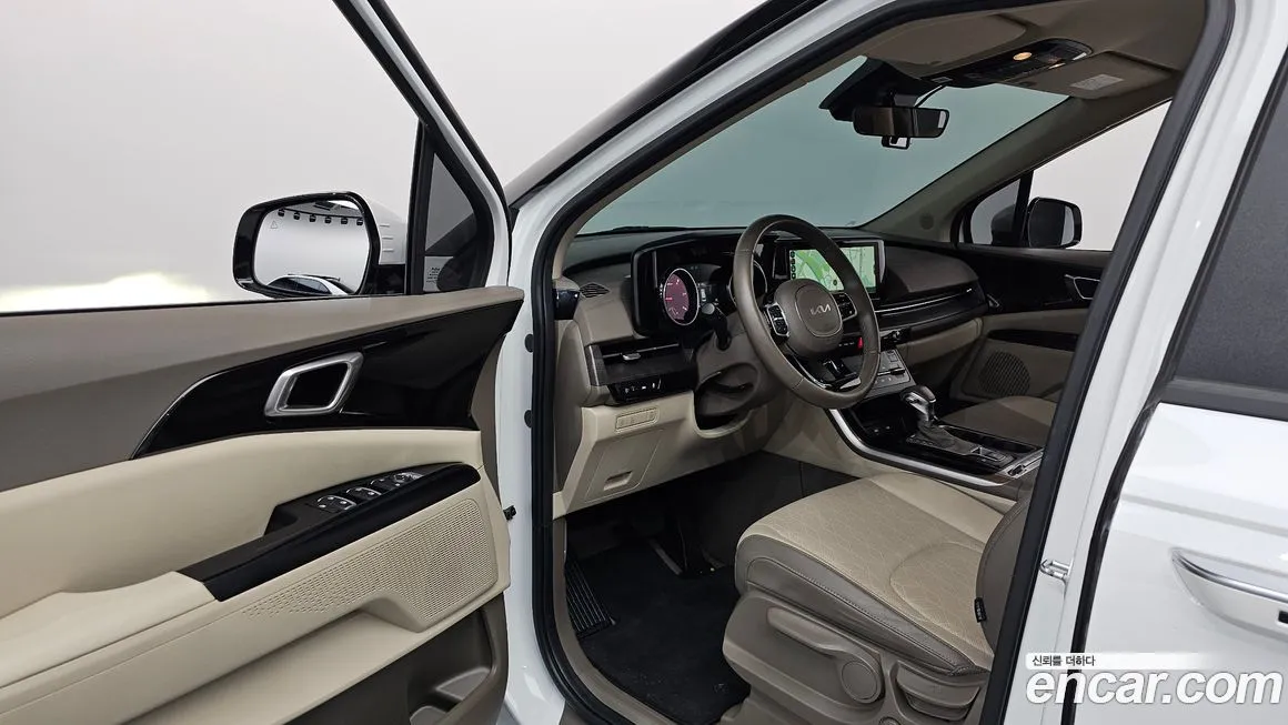 Kia Carnival — фото 10