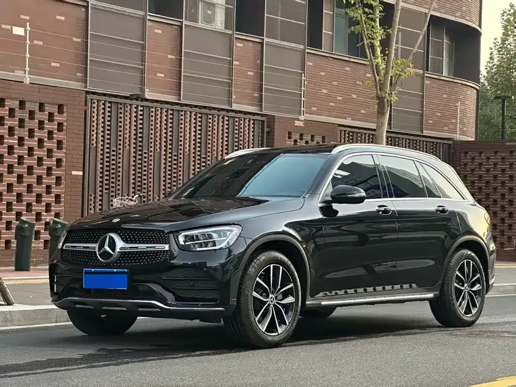 Mercedes-Benz GLC — фото 1