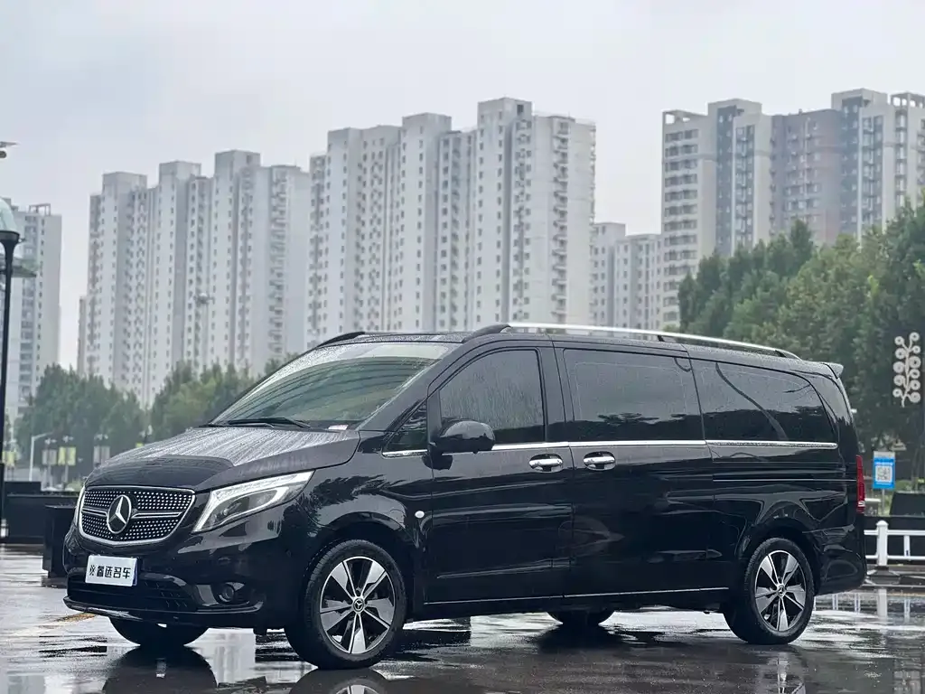 Mercedes-Benz Vito — фото 1