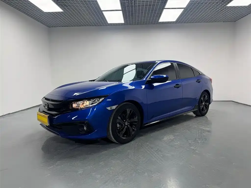Honda Civic — фото 1