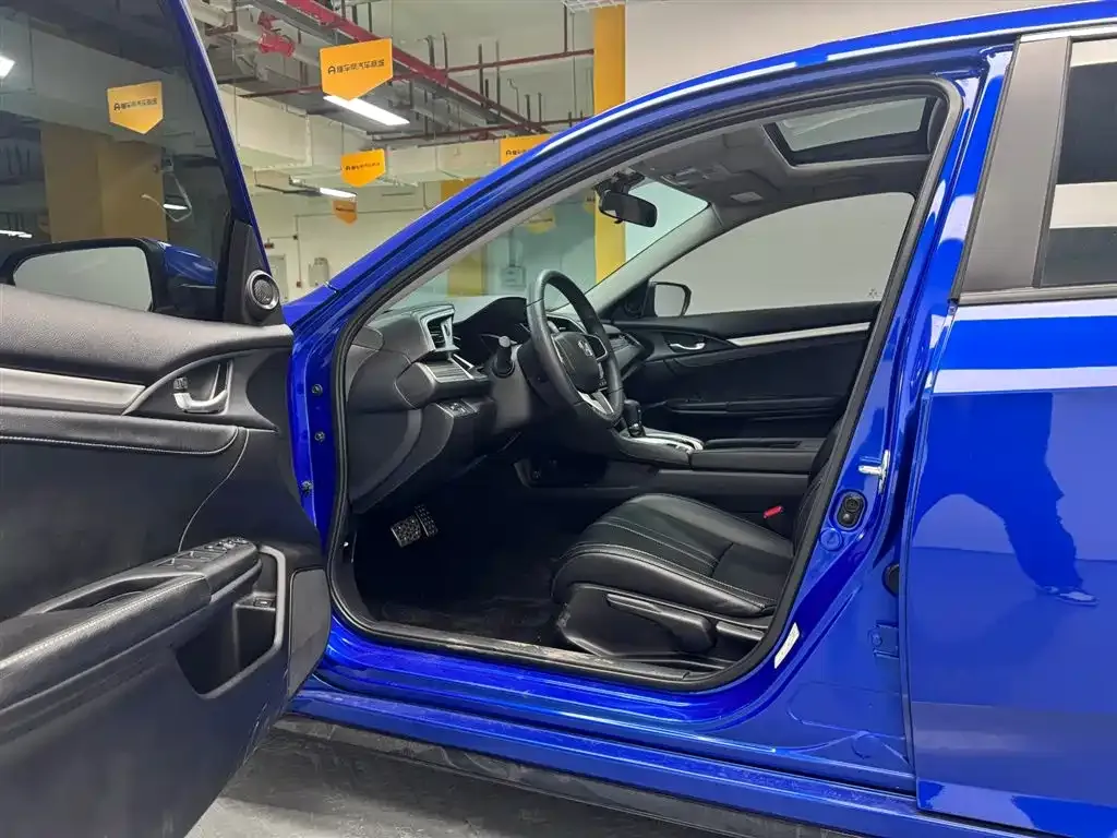 Honda Civic — фото 9