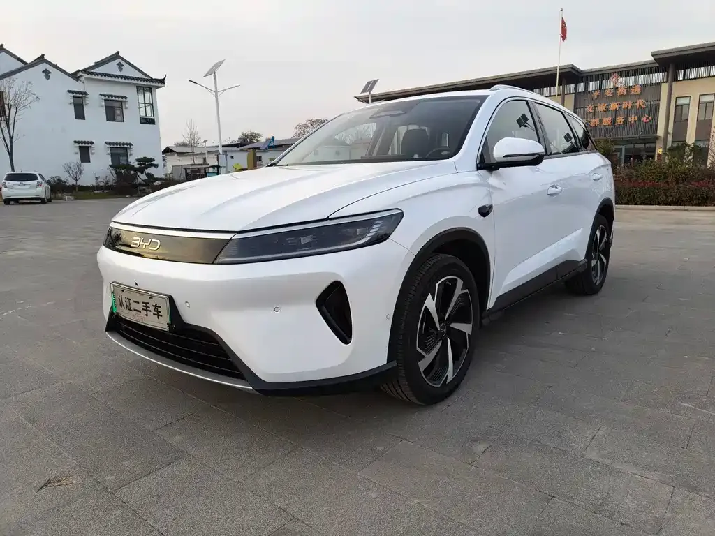 BYD Seal 05 DM-i — фото 1