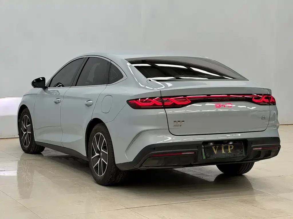BYD Qin L — фото 7