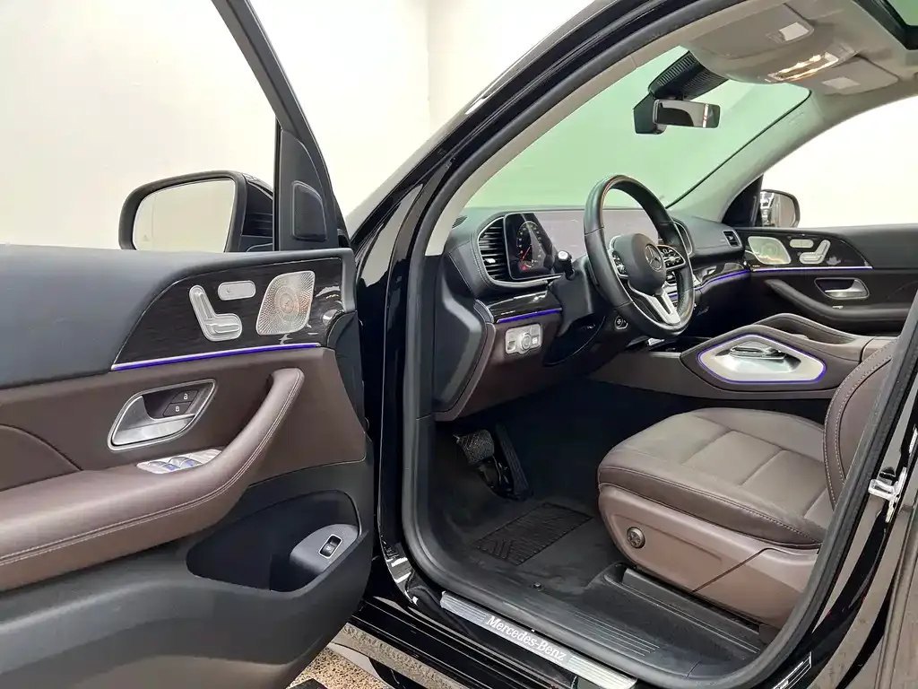 Mercedes-Benz GLE — фото 10