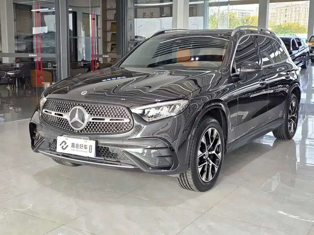 Mercedes-Benz GLC — фото 1