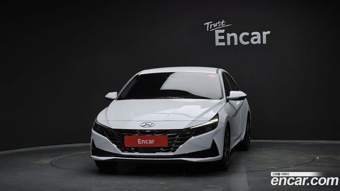 Hyundai AVANTE — фото 3