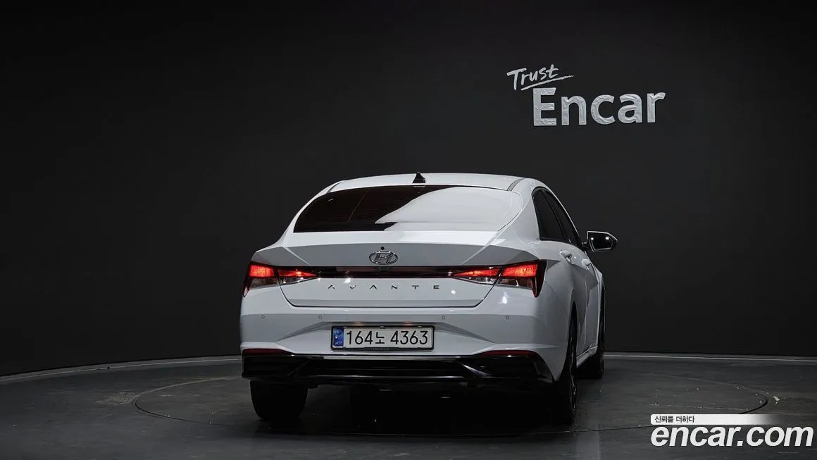 Hyundai AVANTE — фото 4