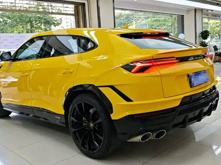 Lamborghini Urus — фото 4