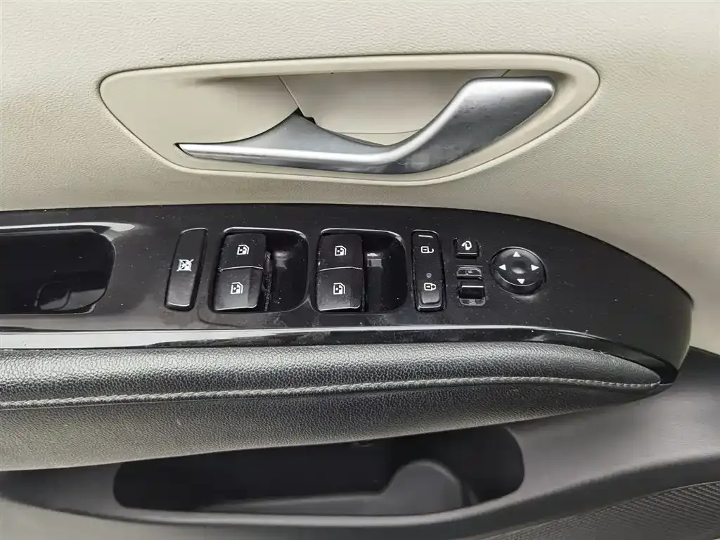 Hyundai Tucson — фото 7