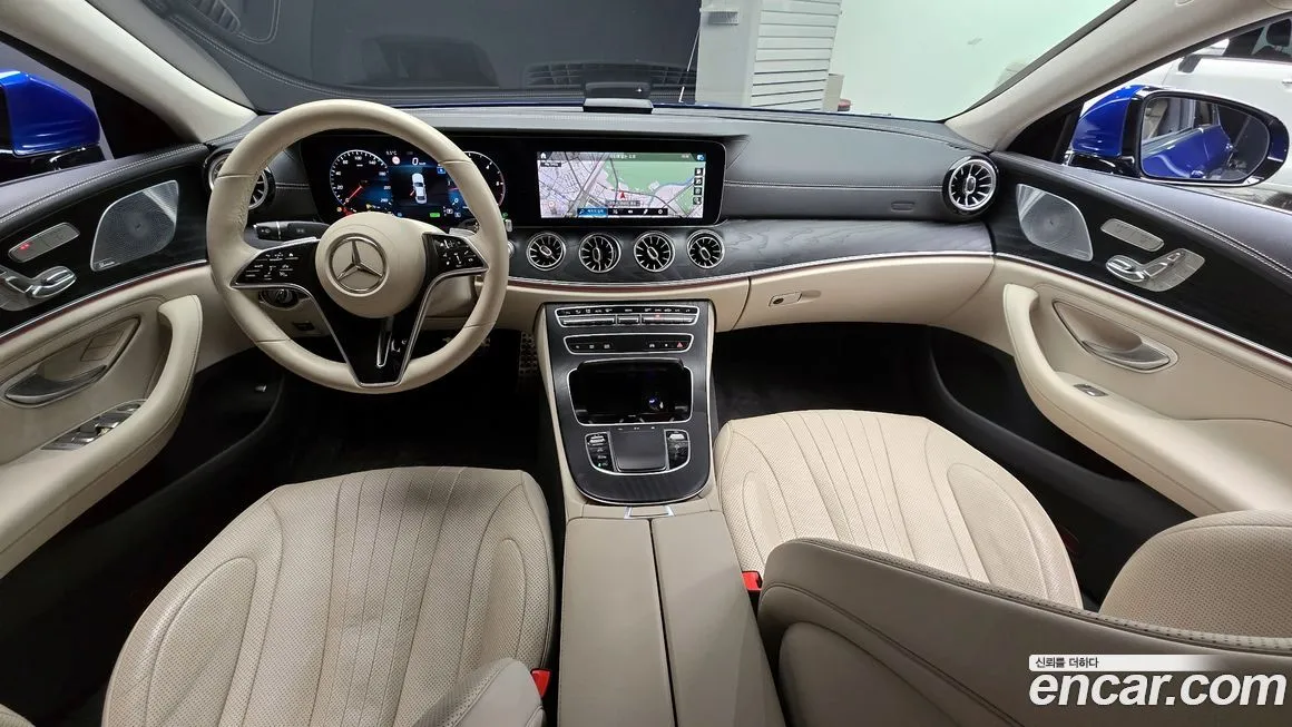 Mercedes-Benz CLS-Class — фото 7