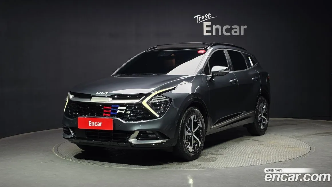 Kia Sportage — фото 1