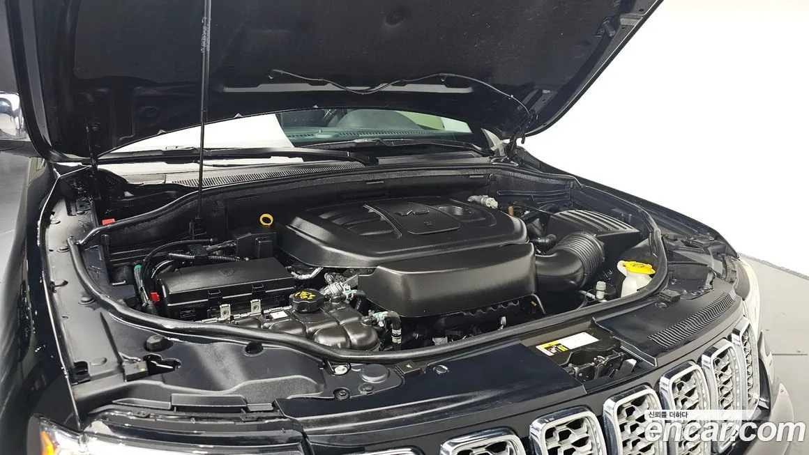 Jeep Cherokee — фото 6
