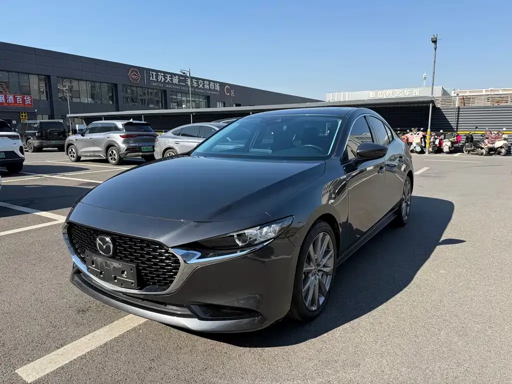 Mazda 3 Axela — фото 3
