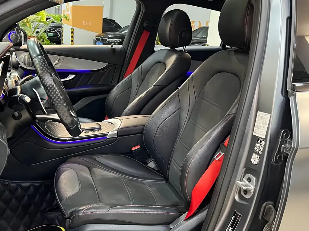 Mercedes-Benz GLC Coupe AMG — фото 8