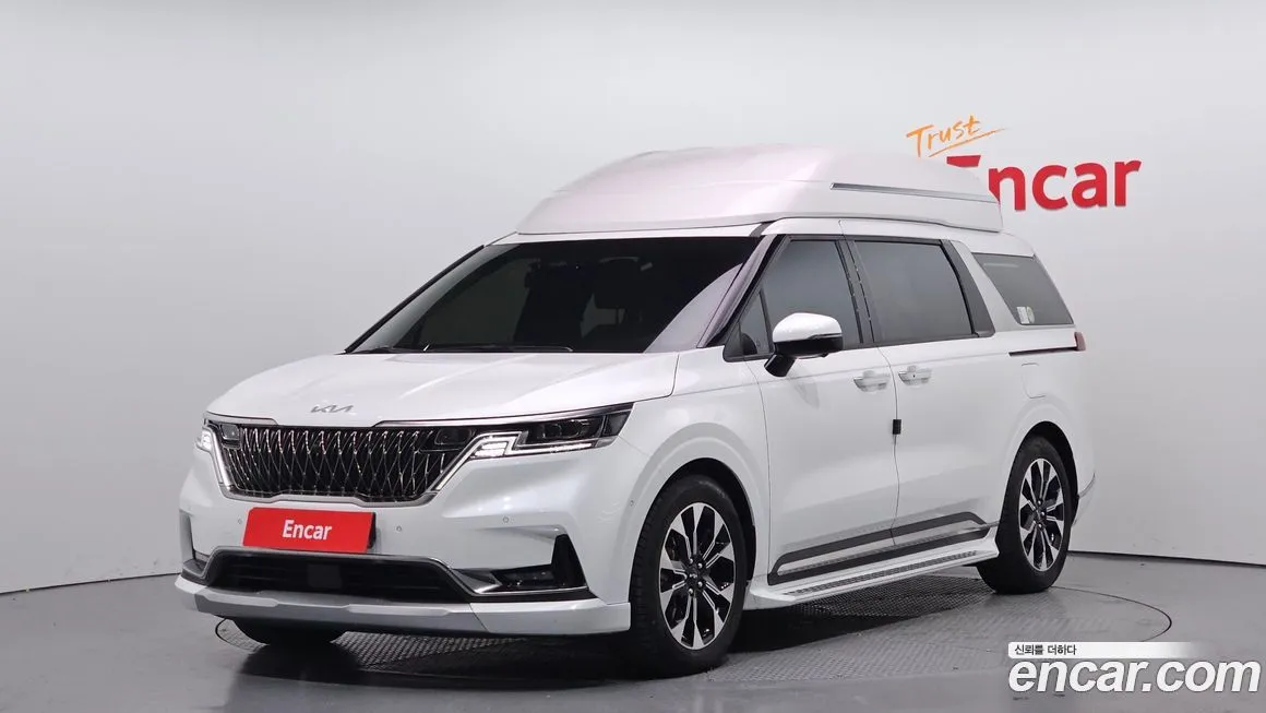 Kia Carnival — фото 1