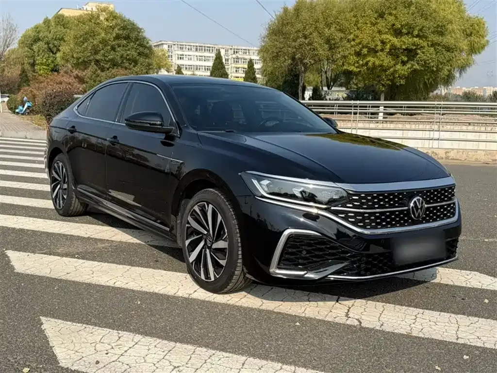 Volkswagen Passat — фото 5