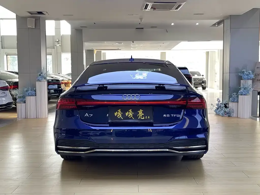 Audi A7 — фото 10