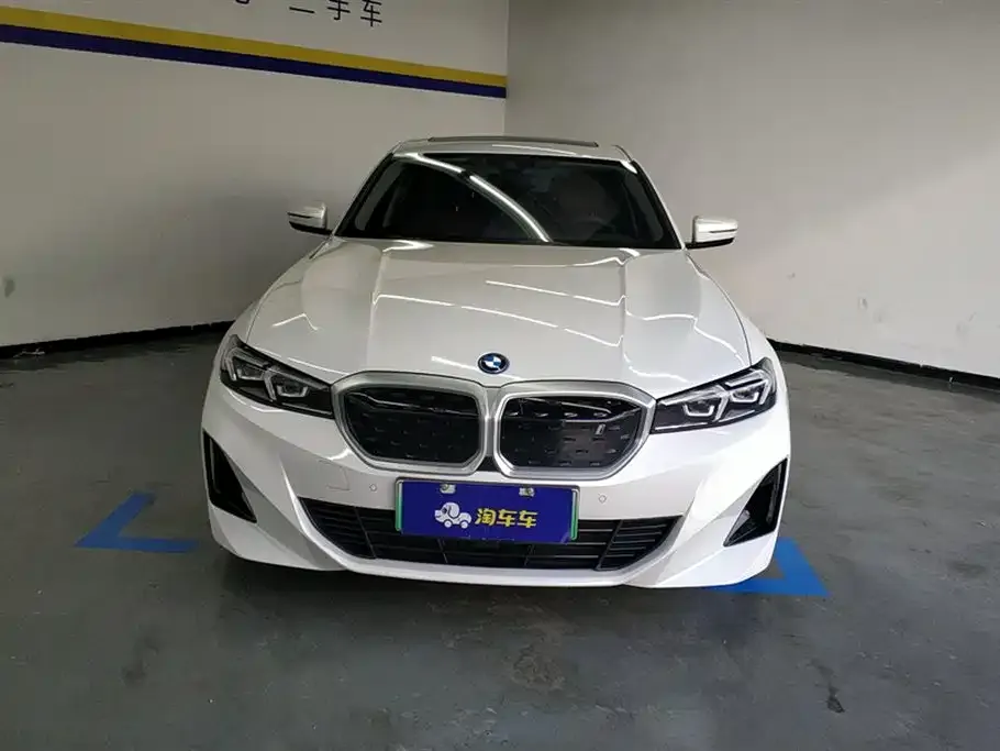 BMW i3 — фото 1